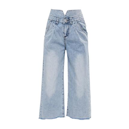 capri jeans with frayed hem